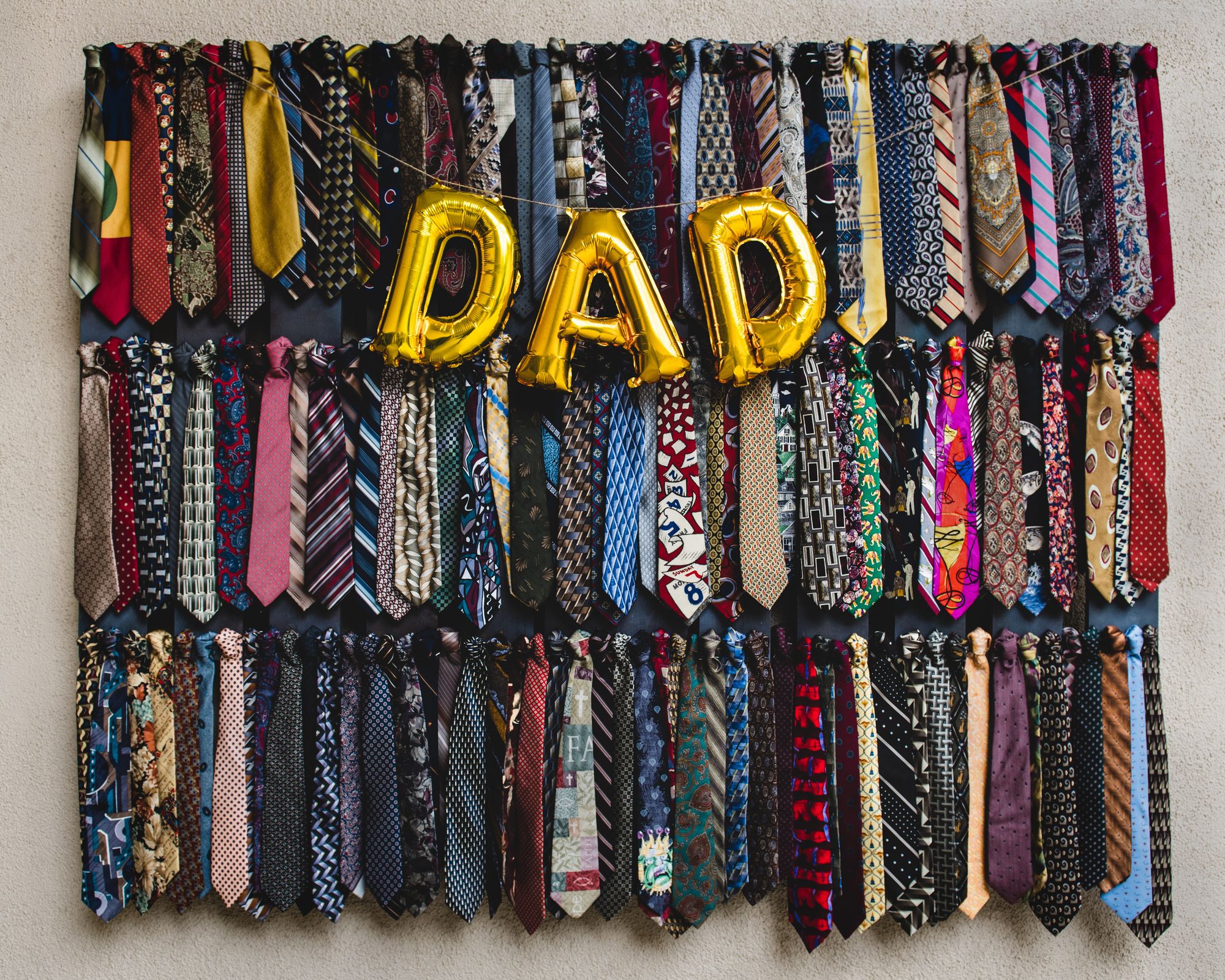 Earn Bitcoin Rewards on Father's Day Gifts With Lolli's Ultimate Gift Guide